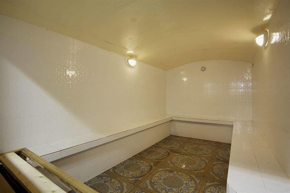 Capsule Hostel Patong Екстериор снимка
