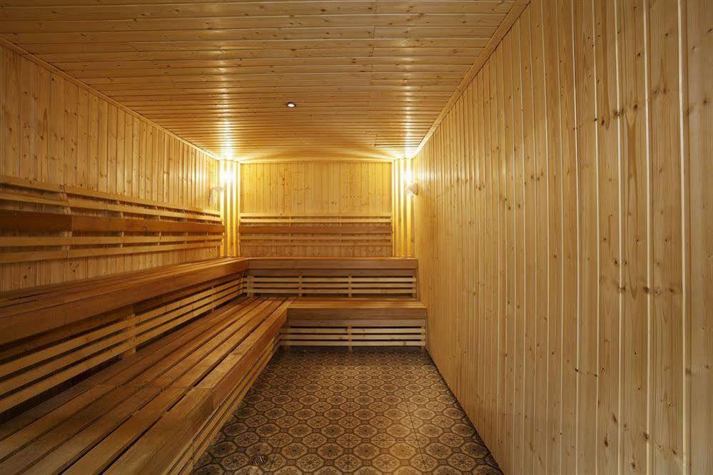 Capsule Hostel Patong Екстериор снимка